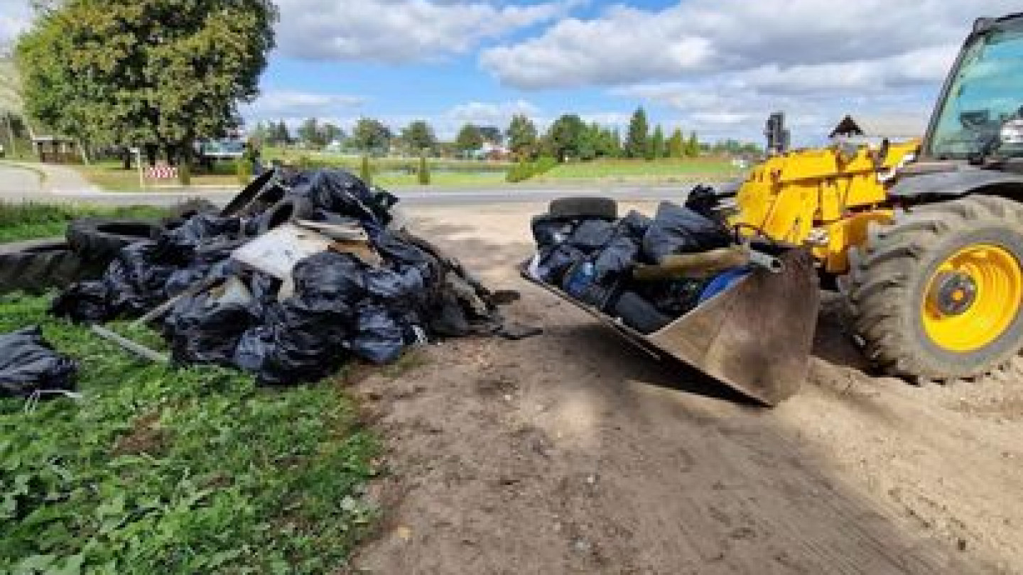 50 worków śmieci w Rogoźnie